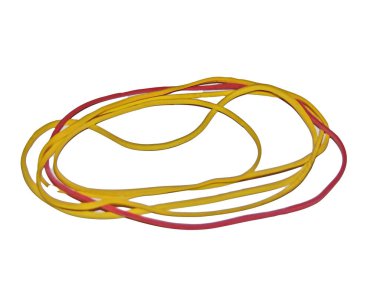 renkli elastikler beyaz üzerine izole edildi