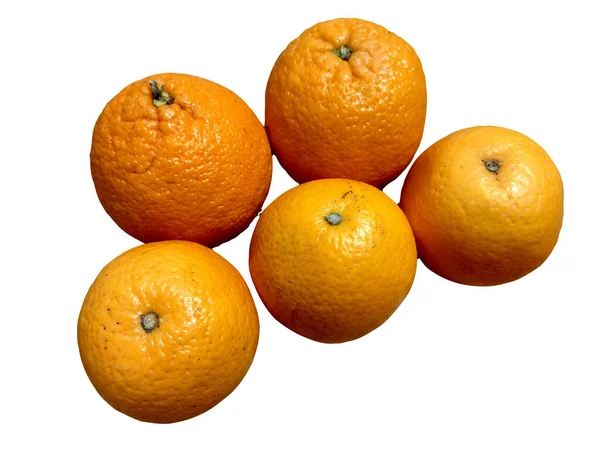Portakallar Beyaz Arkaplanda Izole Edilmiş — Stok fotoğraf