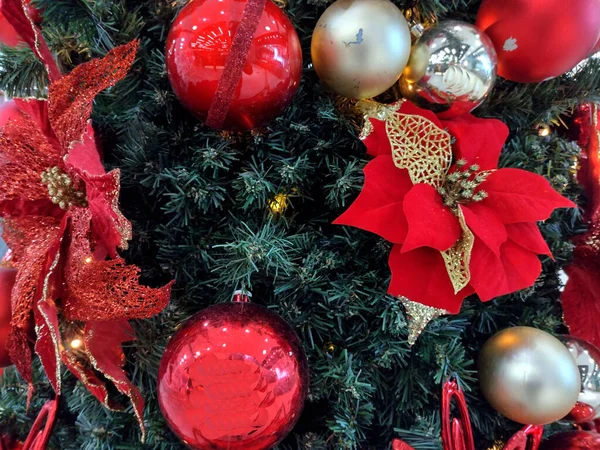 Weihnachtsbaum Mit Dekoration Nahsicht — Stockfoto