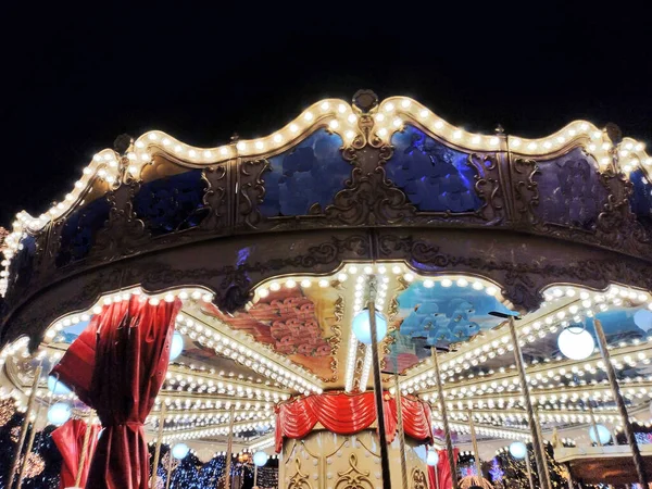 Carrousel Met Verlichting Dieren Voor Kinderen — Stockfoto