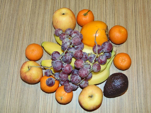 Gyümölcsök Alapon Clementine Datolyaszilva Alma Alma Banán Avokádó Rózsaszín Szőlő — Stock Fotó