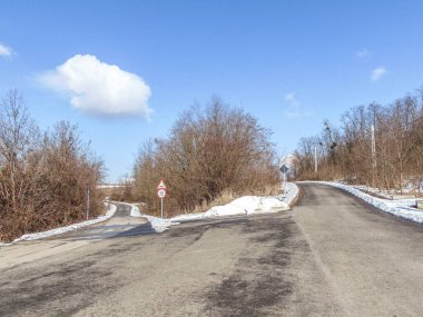 Kışın iki yol - Romanya