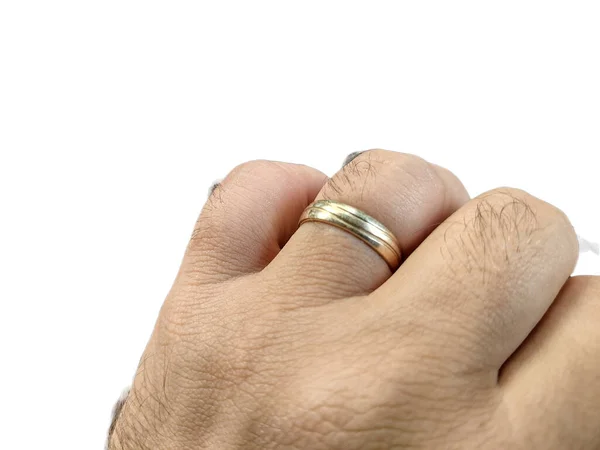 Золотое Обручальное Кольцо Пальце Мужчины Стоковое Изображение