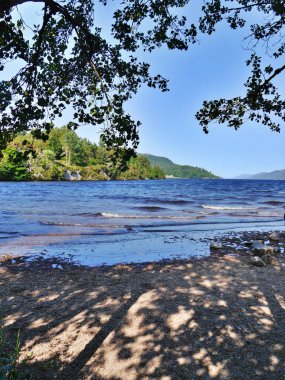 İskoçya, İskoçya, İskoçya, Loch Ness kıyıları dikey görünüm