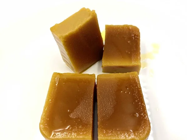 Mysore Pak Isolerad Vit Indiansk Festival Sötsaker — Stockfoto