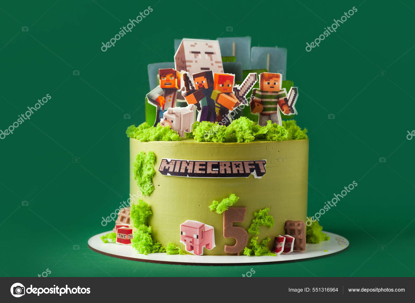 Kiev Ukraine Juin 2021 Gâteau D'anniversaire Pour Fan Jeu Minecraft — Photo  éditoriale © alexanderon #551316964