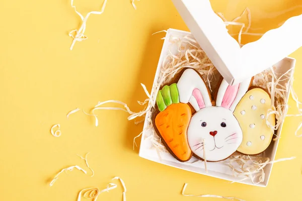Пряничное Печенье Форме Кроличьей Головы Морковью Яйцом Пасхальное Печенье Кролика — стоковое фото