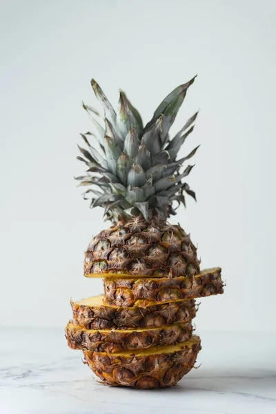 Ripe Pineapple Cut Pieces White Background Close Juicy Fruit — Stock Photo, Image