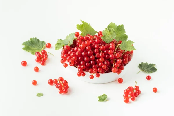 Red Currant Berries Green Leaves Isolated White Background Fresh Summer — ストック写真