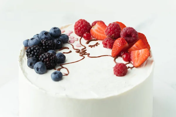 Wedding Cake White Cream Cheese Frosting Decorated Blueberries Strawberries Raspberries — стокове фото