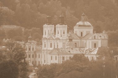 Şekil Değiştirme Katedrali                              