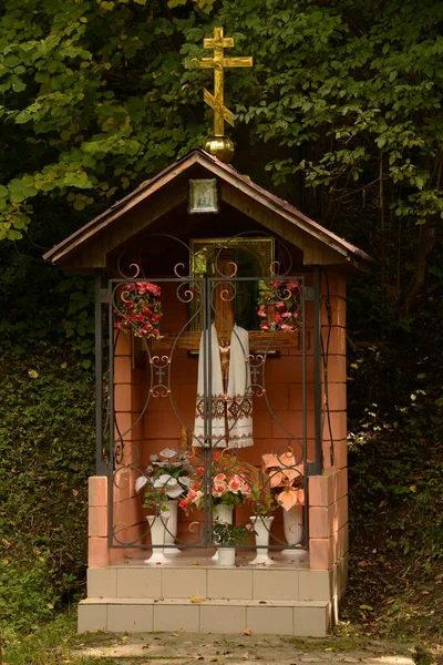 Een Kleine Kapel Het Kruisbeeld — Stockfoto