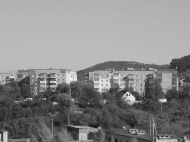 Pencereden şehre olan manzara.           