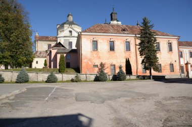 Şekil Değiştirme Katedrali