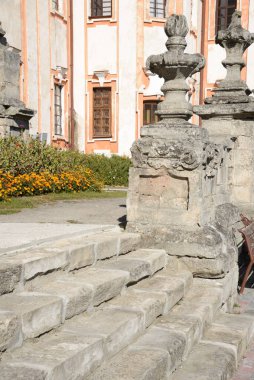  Eski Cizvit koleji mimari