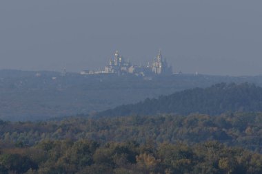  Çavuş Uspenska Pochayiv Lavra