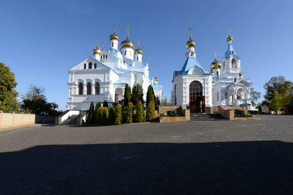 Kyrkan Alla Helgon Pochayiv Heliga Klostret Dukhovskoi — Stockfoto