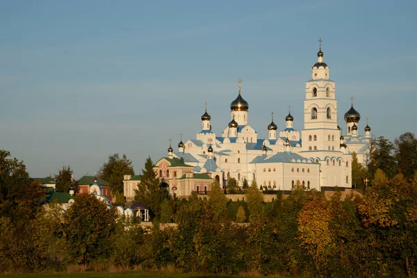 Iglesia Todos Los Santos Pochayiv Monasterio Santo Dukhovskoi —  Fotos de Stock