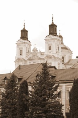 Şekil Değiştirme Katedrali