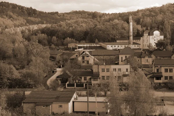 Utsikten Från Fönstret Till Staden — Stockfoto