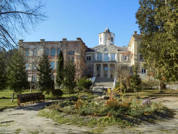 Hrabina Pałac Generyczny Dzemburzkoyi — Zdjęcie stockowe