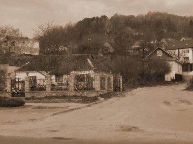 Eski şehrin tarihi kısmı. Küçük bir kasabanın eski, yerleşim yerleri.          