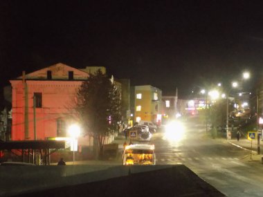 Eski şehrin akşam ışıkları 