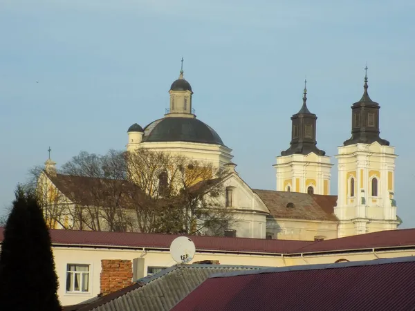 Şekil Değiştirme Katedrali