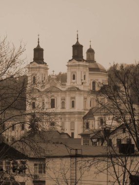 Şekil Değiştirme Katedrali          