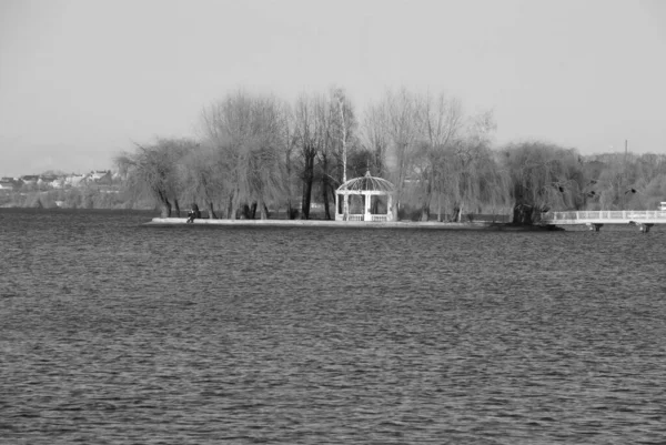 Eiland Het Meer — Stockfoto