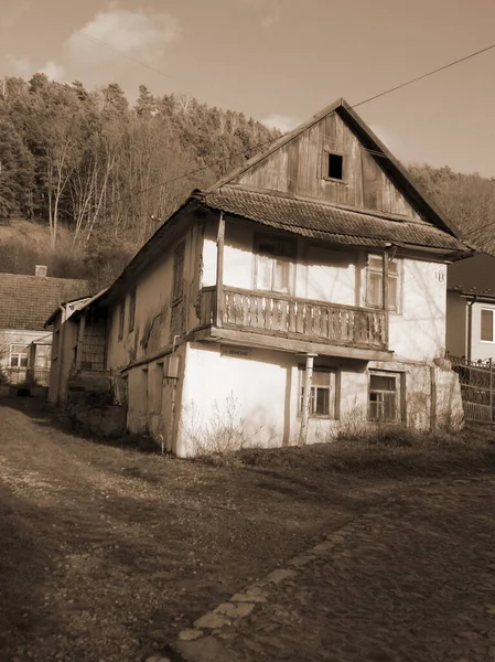 ウクライナの村の木造住宅 — ストック写真