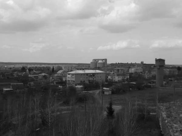 Der Blick Aus Dem Fenster Auf Die Stadt — Stockfoto