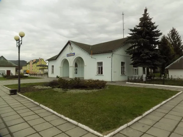 Rivne Lviv Railway Directorate 크레멘츠 테르노필 지역에 역이다 우크라 — 스톡 사진