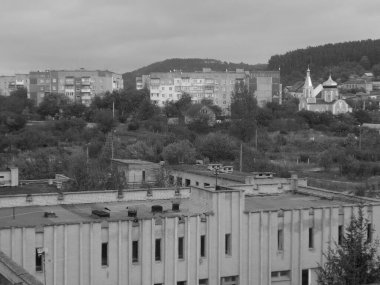 Pencereden şehre olan manzara.