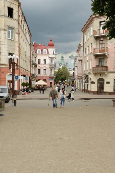 Историческая Часть Старого Города Центральная Улица Улица Сахайдачного Тернополе Украина — стоковое фото