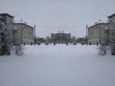 Küçük bir kasabanın kenar mahalleleri