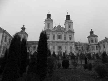 Şekil Değiştirme Katedrali          