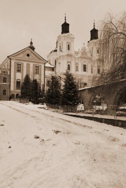 Şekil Değiştirme Katedrali