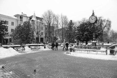 Eski kasabada Noel ağacı. Noel ağacı, eski kasaba.