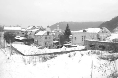  Eski şehrin tarihi kısmı. St. Nicholas Katedrali (Fransisken Manastırı)