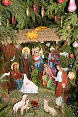 Manastırda Noel doğumu sahnesi