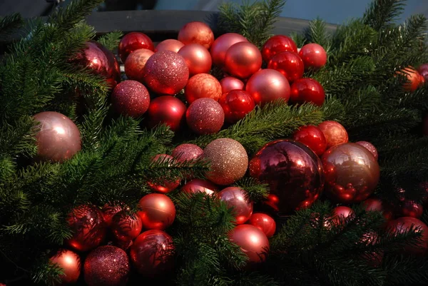 Navidad Año Nuevo Decoraciones Guirnalda Aire Libre —  Fotos de Stock