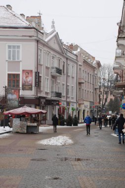 Eski kasabanın küçük bir caddesi. Eski şehrin tarihi kısmı.