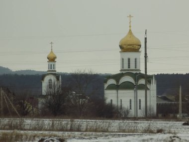 Aziz Vaftizci Kilisesi. Kenar mahallelerdeki kilise.          