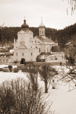 St. Nicholas Katedrali. Fransisken Manastırı.