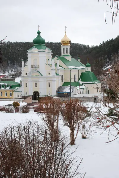 St. Nicholas Katedrali. Fransisken Manastırı.