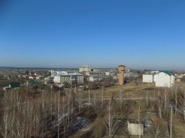 Pencereden şehre olan manzara.          