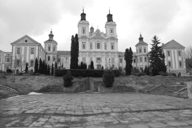 Şekil Değiştirme Katedrali