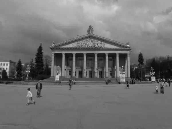 Угловая Площадь Театра Тернополь Украина — стоковое фото