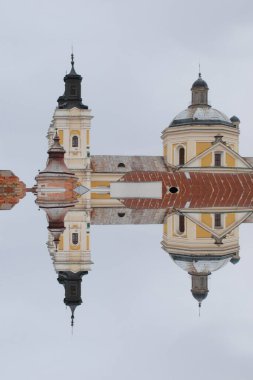 Şekil Değiştirme Katedrali